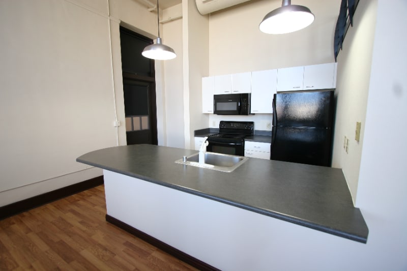 Building Photo - 301 Central Ave NE Ave