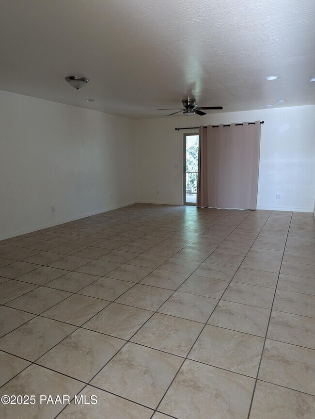 Building Photo - 4781 N Lone Cactus Dr