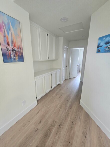 Building Photo - 4802 Baroque Ter