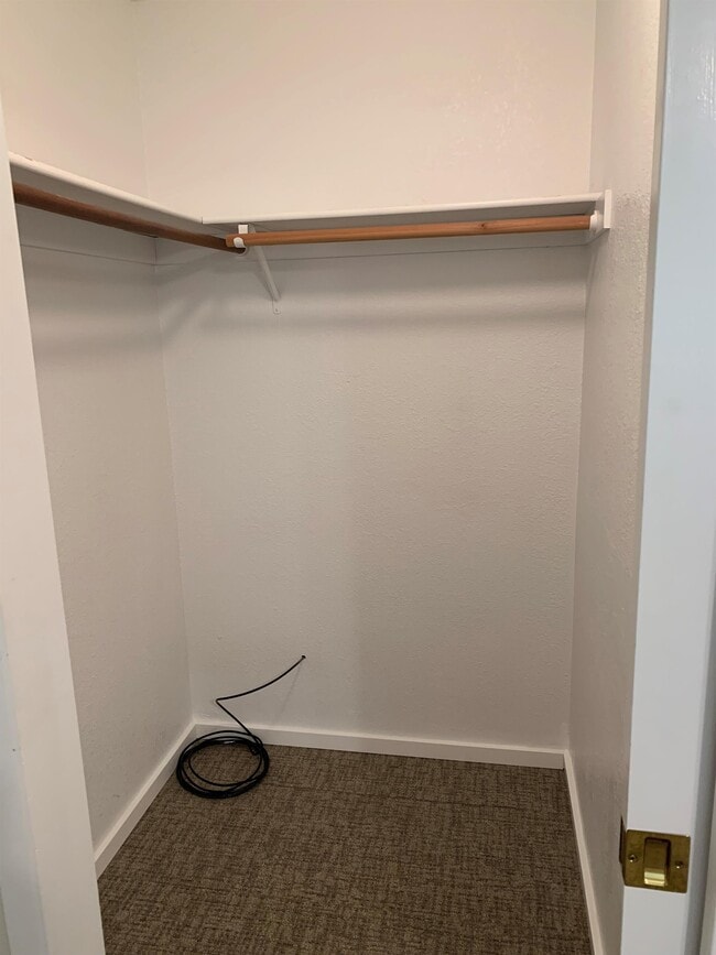 Building Photo - 663 Whiting St