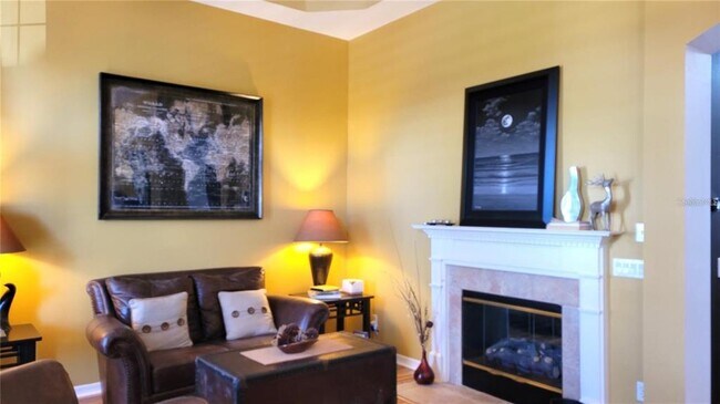 Building Photo - 162 Crystal Oak Dr