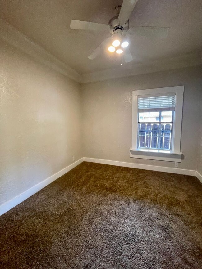Building Photo - Dont miss this 1915 Updated Gem 3/1