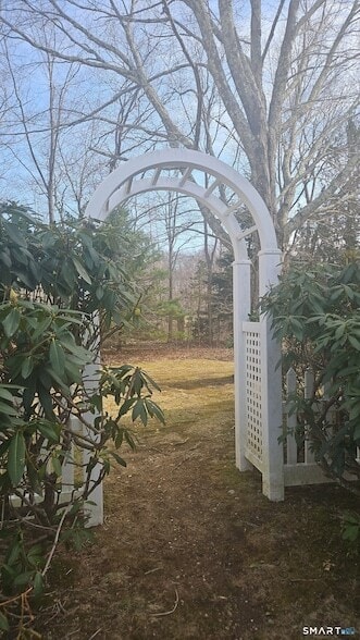 Building Photo - 20 Apple Way