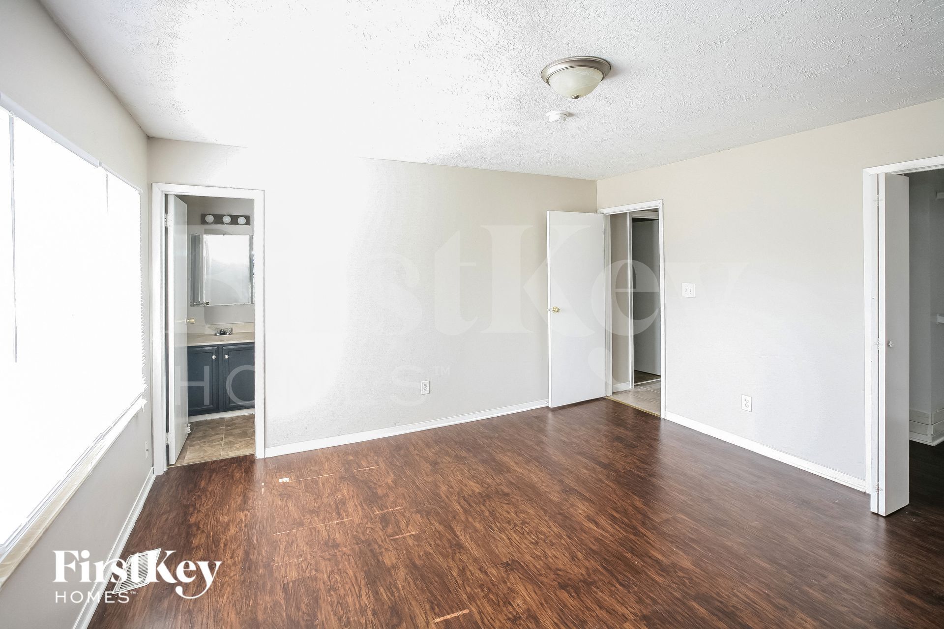 Building Photo - 8819 Timberwood Dr