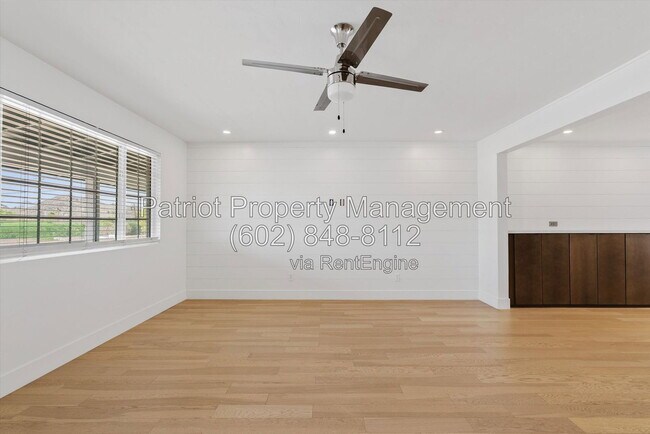 Building Photo - 8515 N 13th Pl