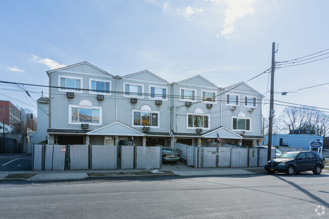 Building Photo - Cassidy Condominiums