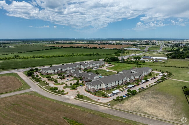 Building Photo - The Grand Reserve Seniors - Temple Community