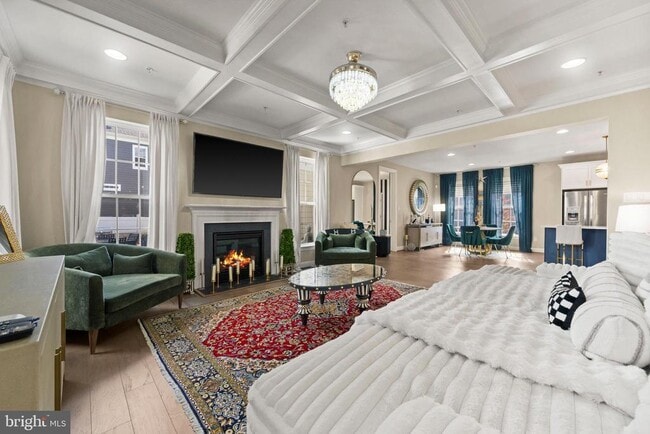 Building Photo - 607 Somerstown St