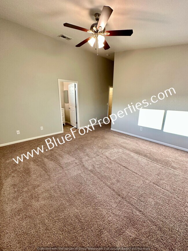 Building Photo - 13201 N Classic Overlook Ct