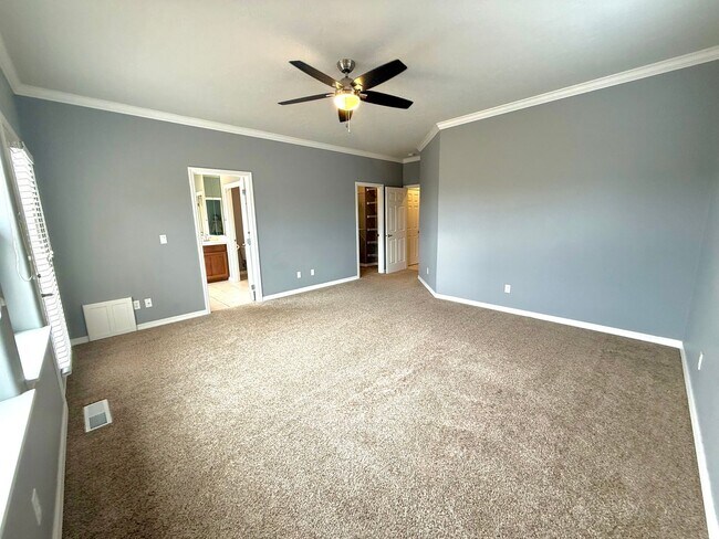 Building Photo - 3408 SW Xero Ct