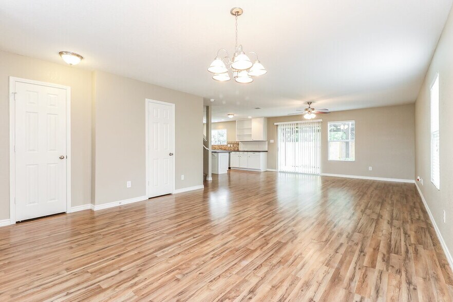 Building Photo - 2732 Maegen Cir
