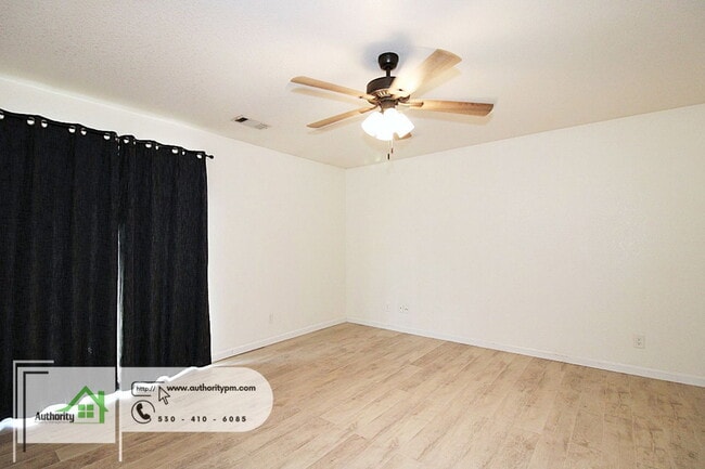 Building Photo - 1722 Almaden Dr