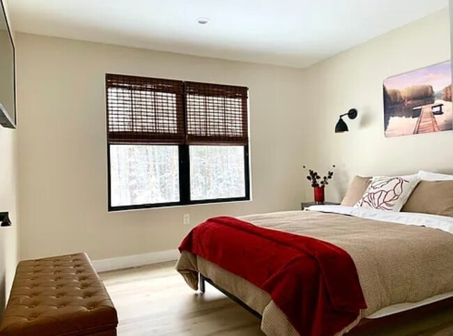 Building Photo - 249 New Hampshire Rte 103