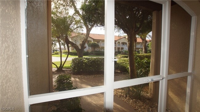 Building Photo - 9856 Costa Mesa Ln