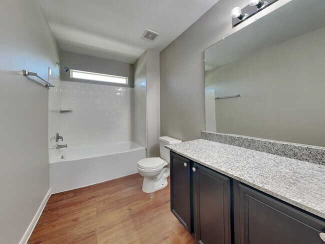 Building Photo - 22310 Queenbury Hills Dr