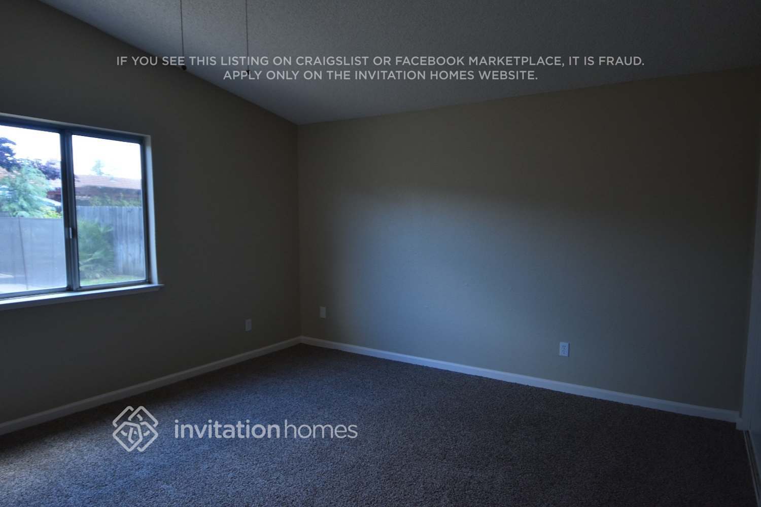 Building Photo - 9905 Country Oak Ct