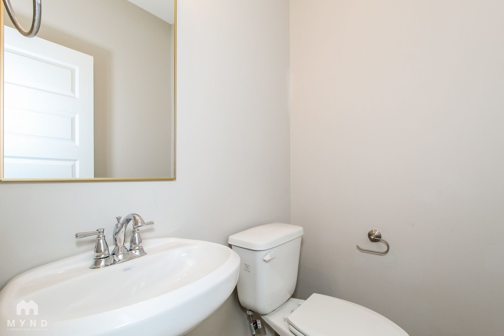 Building Photo - 15534 Tide Water Ct