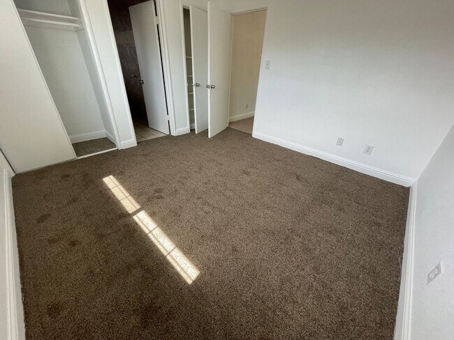 Building Photo - 4357 College Way