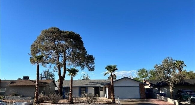 Building Photo - 6264 Bullion Blvd