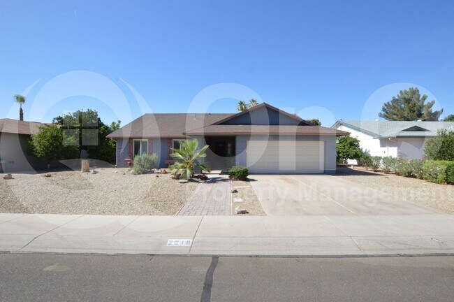 Primary Photo - 2218 W Palomino Dr