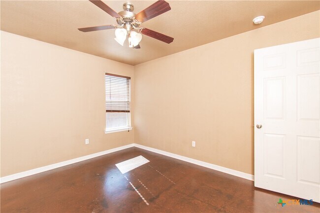 Building Photo - 1511 Powder River Dr