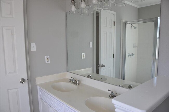 Building Photo - 1704 Parkfield Cove