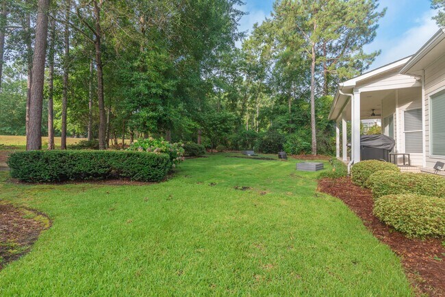 Building Photo - 3169 Glenview Dr