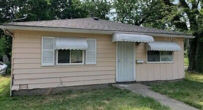 Building Photo - Akron 3 Bedroom Single Family Home - MOVE IN SPECIAL!