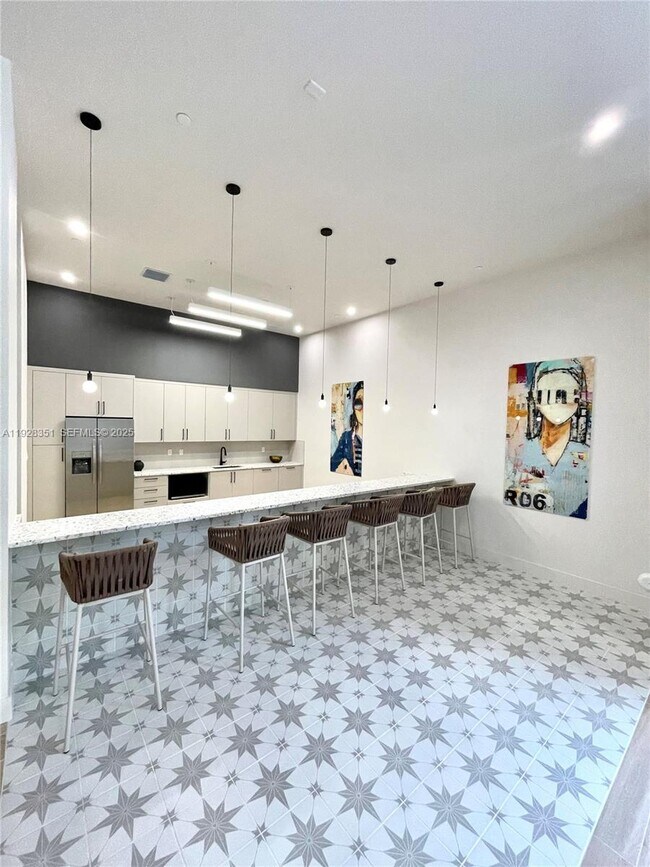 Building Photo - 18412 Homestead Ave