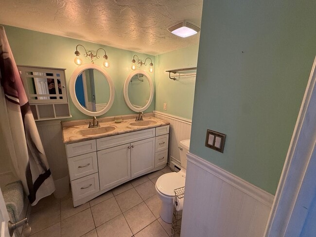 Building Photo - Spacious 4-Bedroom Home for Rent in Laconia – $2,095/month