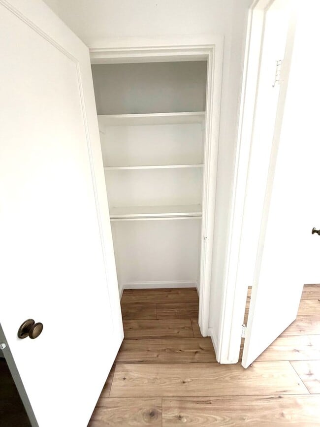 Building Photo - Private & Cozy Detached ADU in South Tahoe Park!