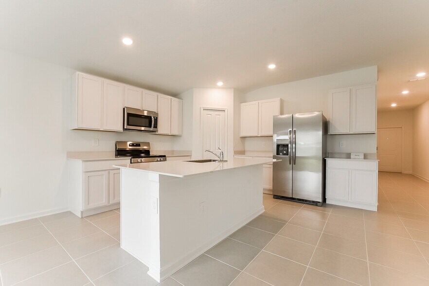 Building Photo - 1370 Inkberry Cir