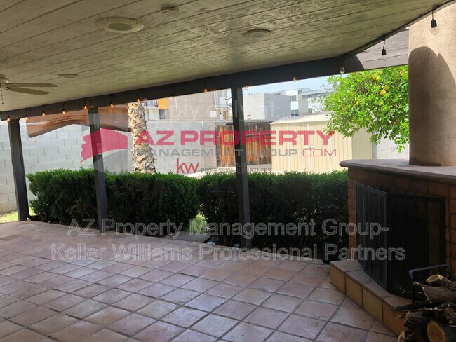 Building Photo - 4020 E Campbell Ave