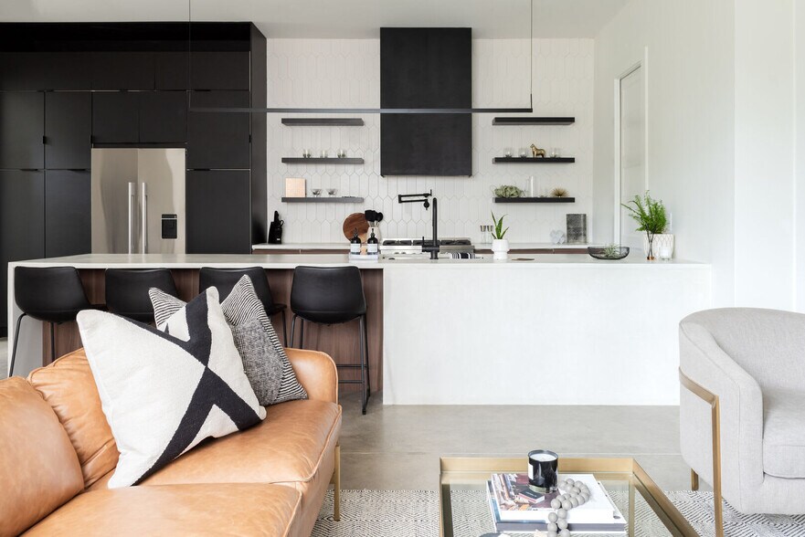 Building Photo - 1108B Wade Ave