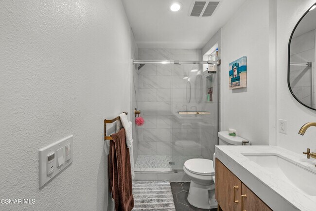 Building Photo - 3066 Apache Cir