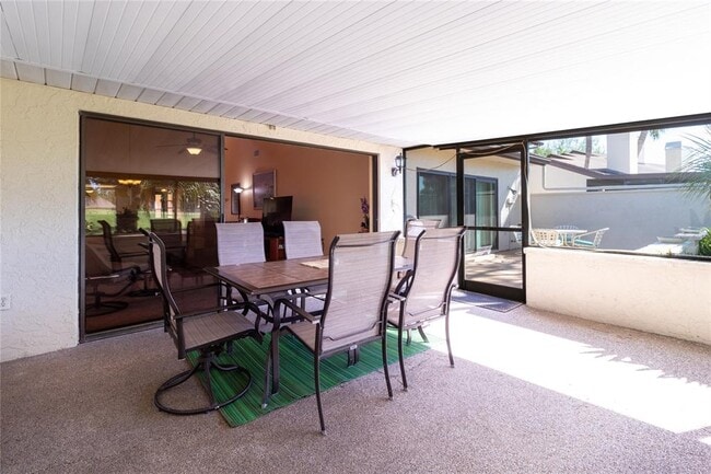 Building Photo - 4660 La Jolla Dr