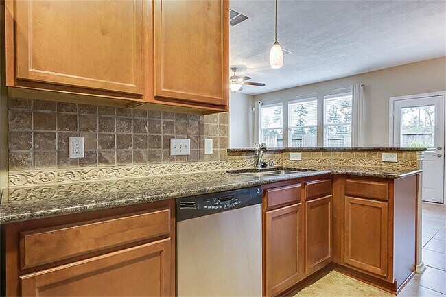 Building Photo - 251 Bloomhill Pl