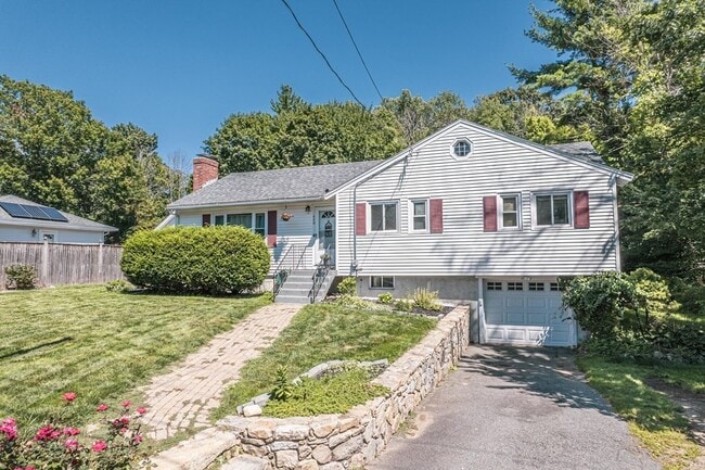 Primary Photo - 440 S Main St