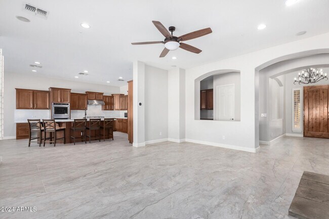 Building Photo - 12374 S 181st Dr