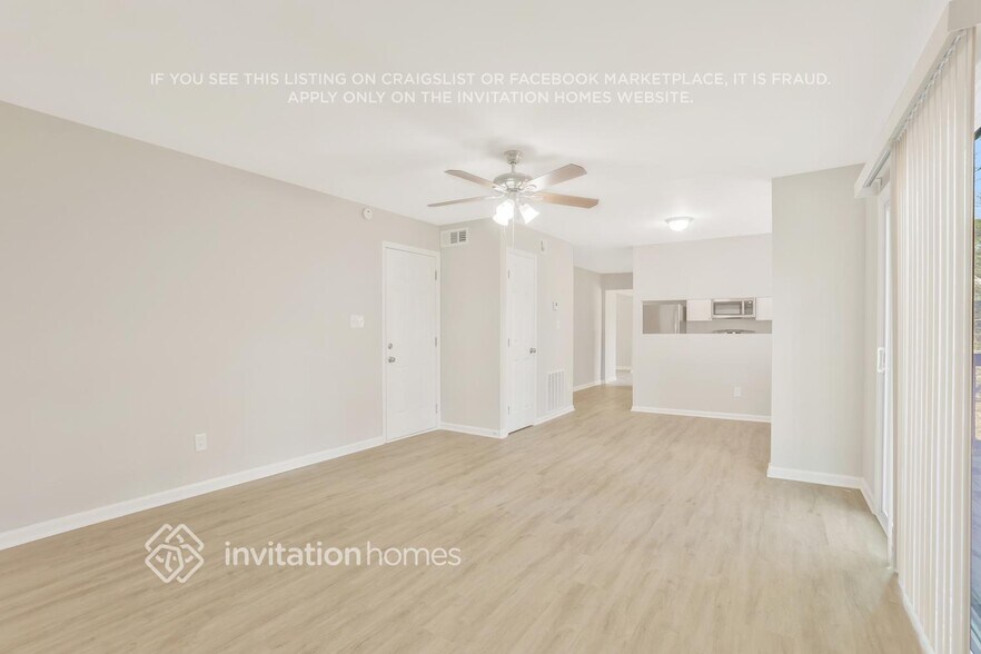 Building Photo - 2505 Desiree Way NW
