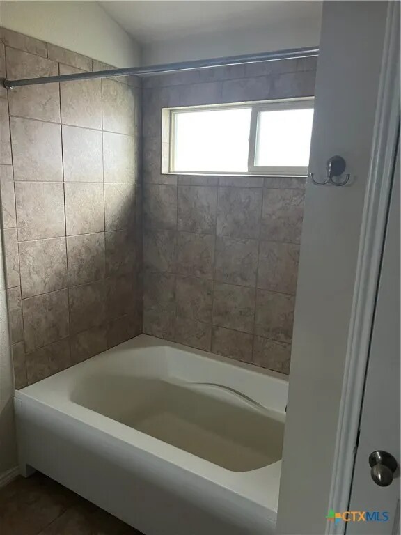 Building Photo - 5407 Two Brothers Ln