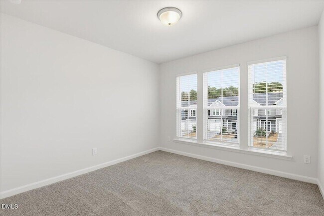 Building Photo - 4025 Kidd Pl