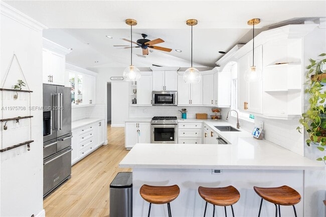 Building Photo - 16550 SW 77th Ct