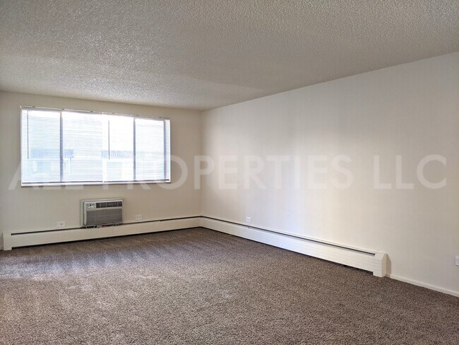 Building Photo - 1200 Emerson St