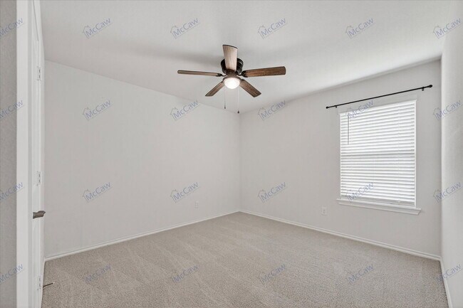 Building Photo - 800 Windmill St