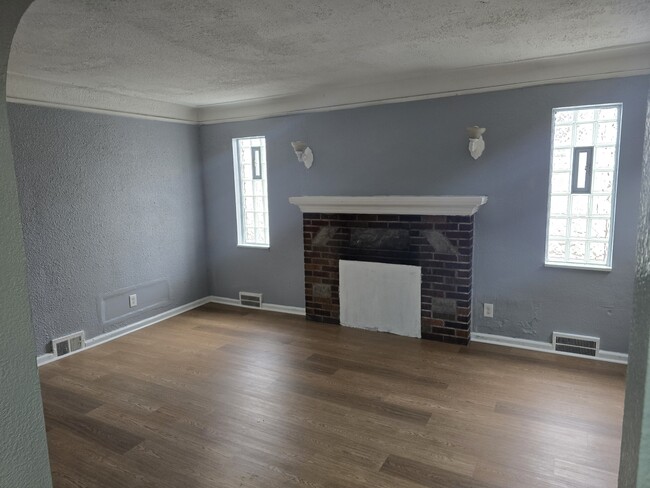 Building Photo - 5026 Philip St