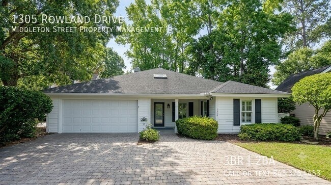 Building Photo - 1305 Rowland Dr