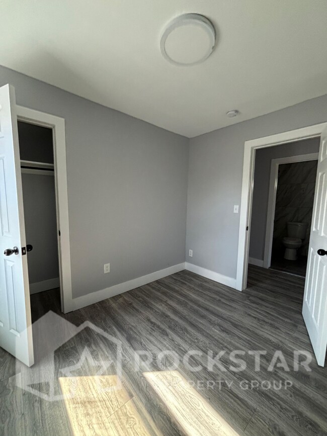 Building Photo - 1250 Westfield Ave