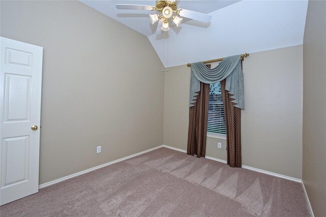 Building Photo - 7718 Trophy Pl Dr