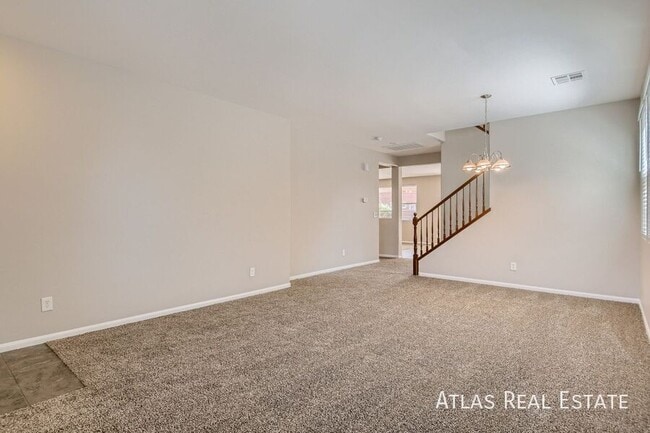 Building Photo - 6645 Evening Grosbeak Pl